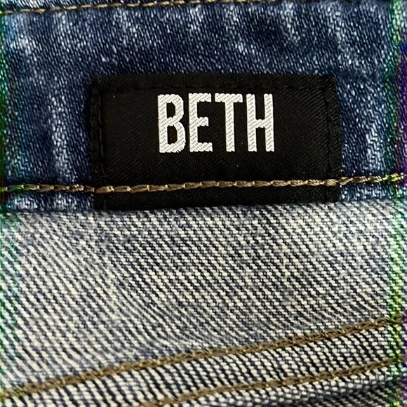 Edwin Beth Boyfriend Ankle Acid Washed Distressed Jeans - Size 27 - Picture 7 of 11